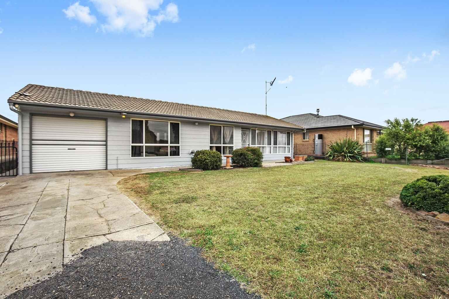 12 Stewart Street, Tarago via Goulburn