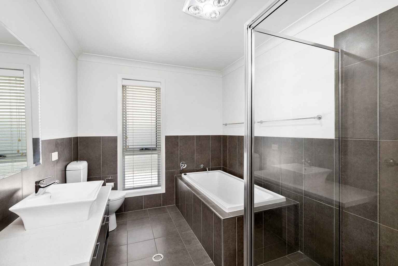 5 Mewburn Drive Goulburn