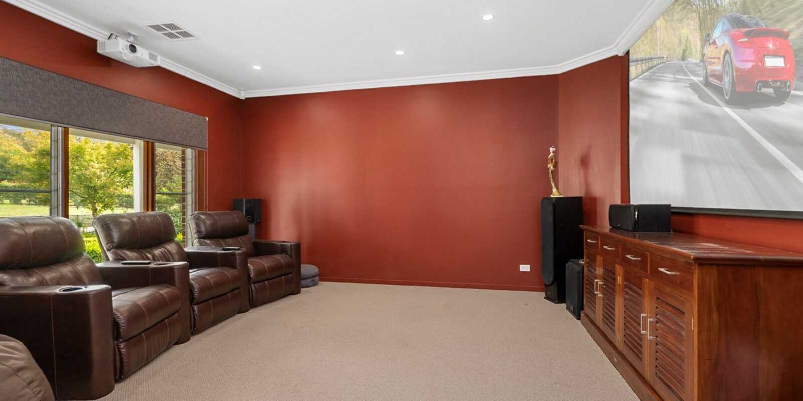 28 Banksia Avenue Tallong